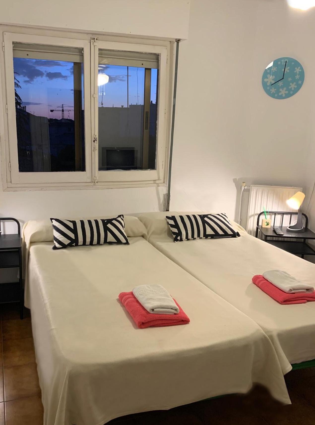 Hotel Y Restaurante Puerta De Aranda 아란다데두에로 외부 사진