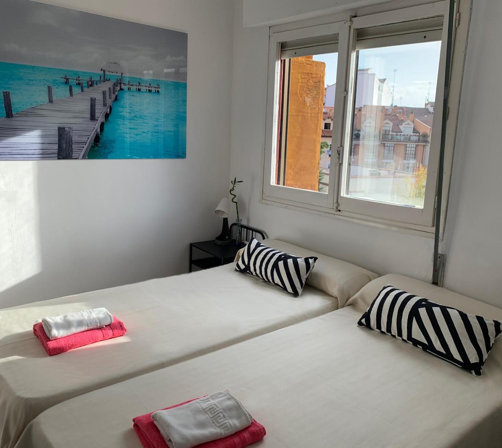 Hotel Y Restaurante Puerta De Aranda 아란다데두에로 외부 사진