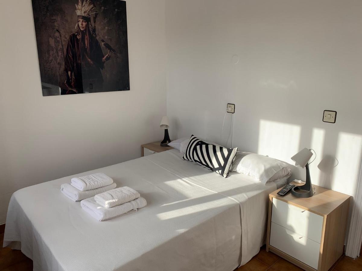 Hotel Y Restaurante Puerta De Aranda 아란다데두에로 외부 사진